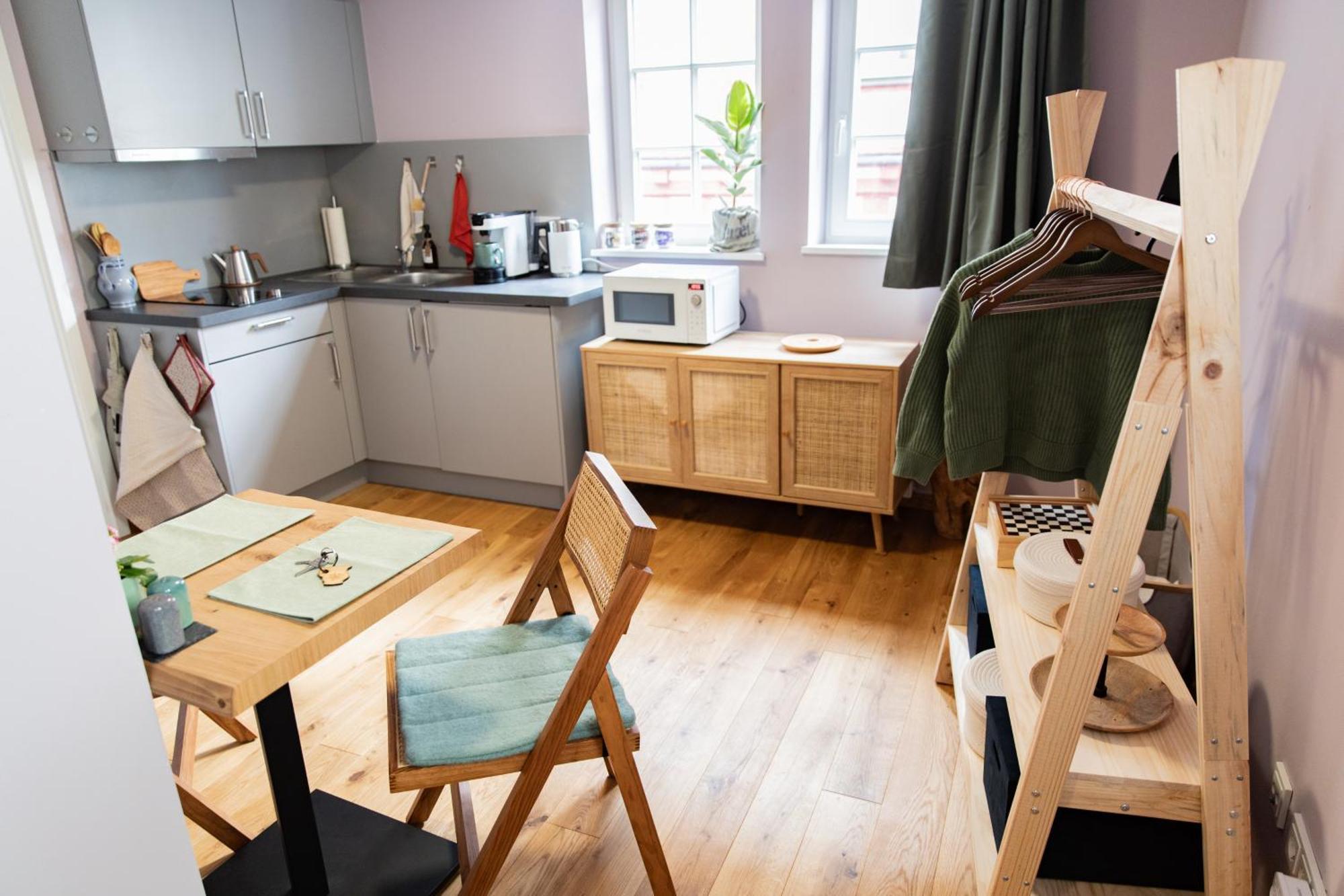 Altstadt Apartment Am Dom Wetzlar, 1 Zi, Kueche, Bad Mit Parkplatz Am Grundstueck Екстериор снимка