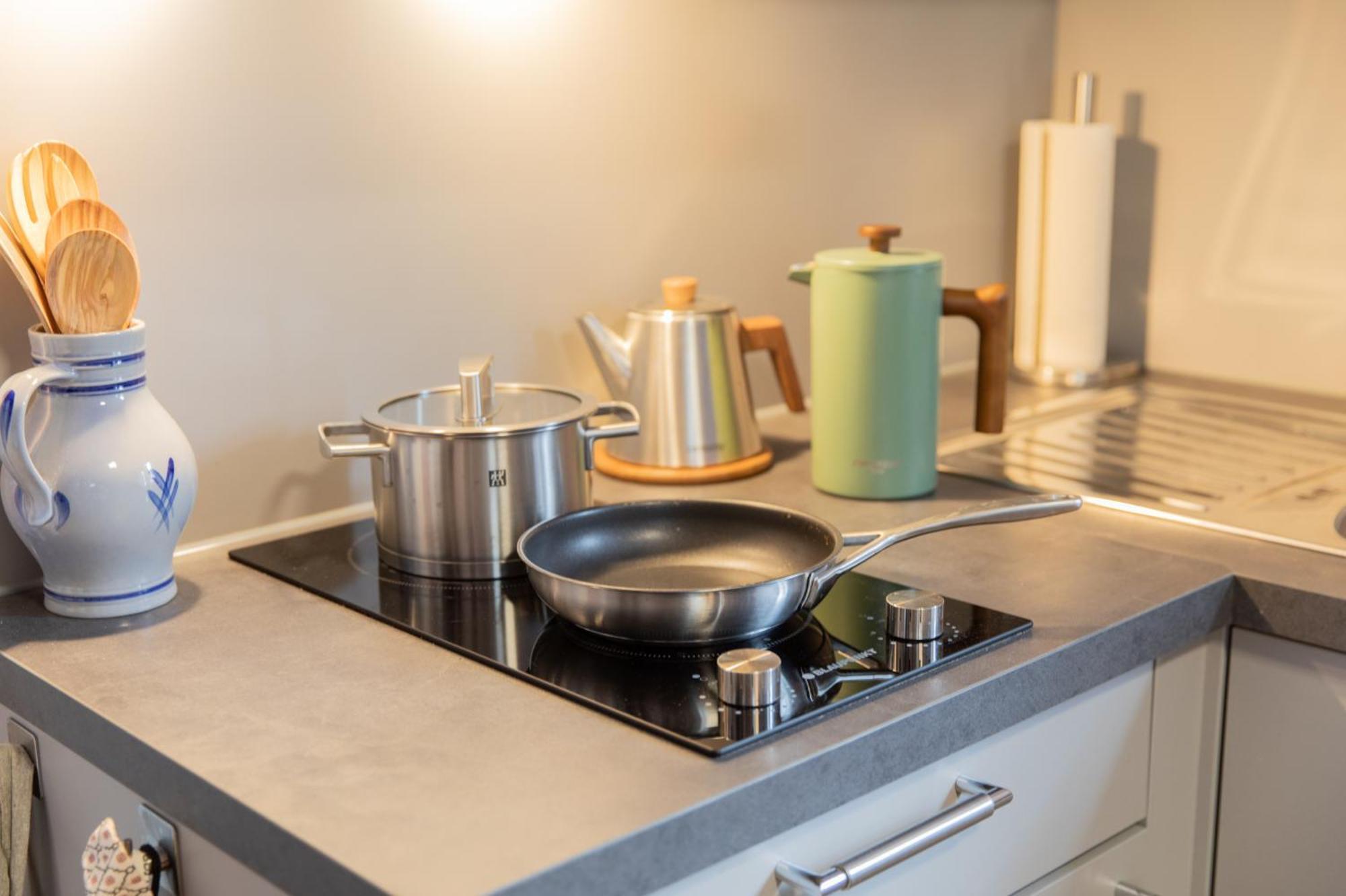 Altstadt Apartment Am Dom Wetzlar, 1 Zi, Kueche, Bad Mit Parkplatz Am Grundstueck Екстериор снимка